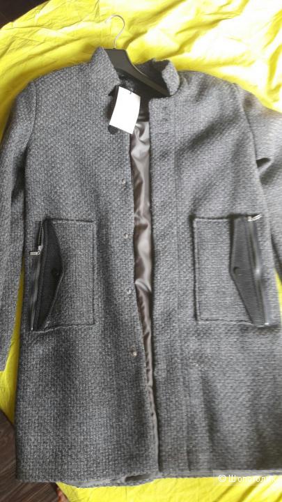 Новое пальто Respectable Formalab 52-54 размер