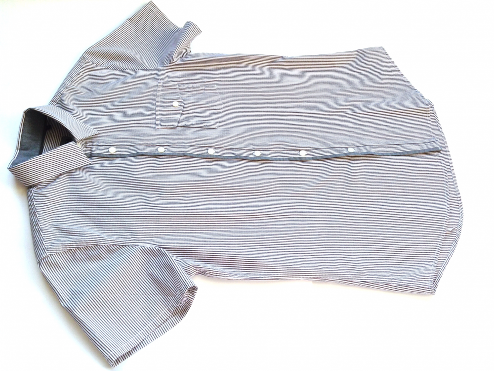 Рубашка мужская с коротким рукавом, SISLEY, на 46 р, б/у 2 раза