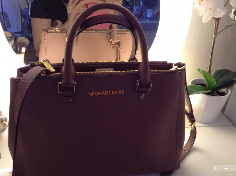 Сумка  Michael Kors Sutton Saffiano Medium Satchel