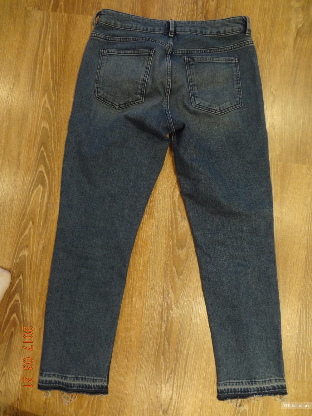 Синие выбеленные джинсы бойфренда с распущенными кромками ASOS Kimmi Shrunken, 28
