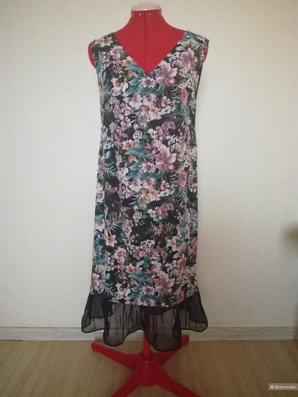 Платье с воланом  из итальянского крепа 44-46 размер