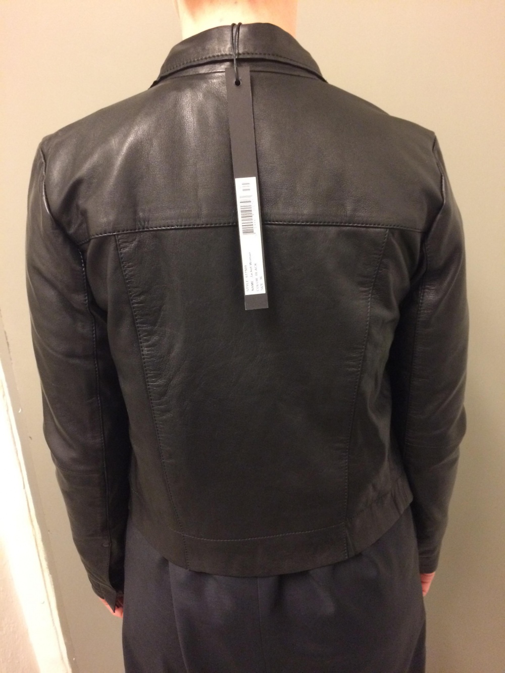 Новая кожаная куртка датского бренда  Barbara i Gongini, р-р 42-44