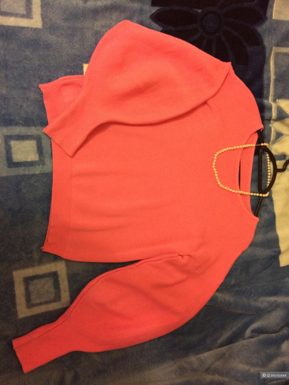 Нарядный розовый свитер, размер 40-42