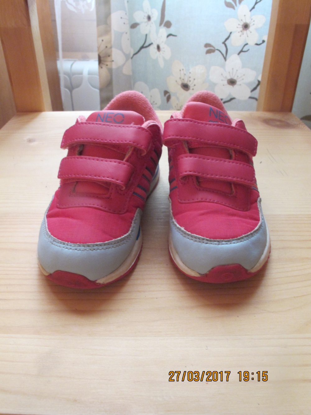 Детские кроссовки adidas 24 размер (13,5- 14 см)