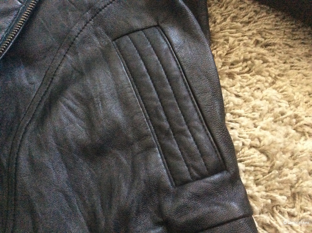 Кожаная куртка DKNY размер s