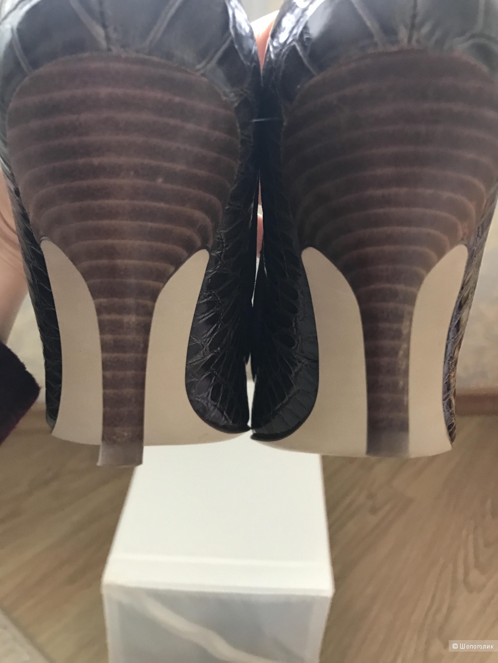 Туфли коричневые б/у GUESS, 36 размер