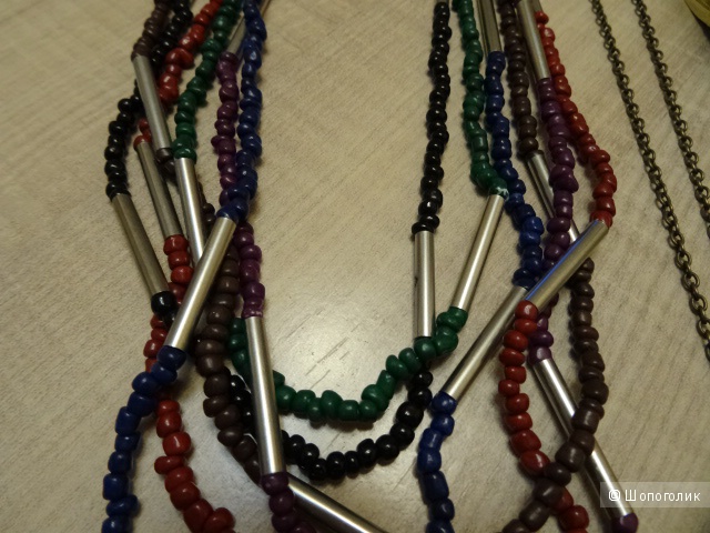 Бижутерия комплектом: брошь, ожерелье, серьги, браслет, б/у