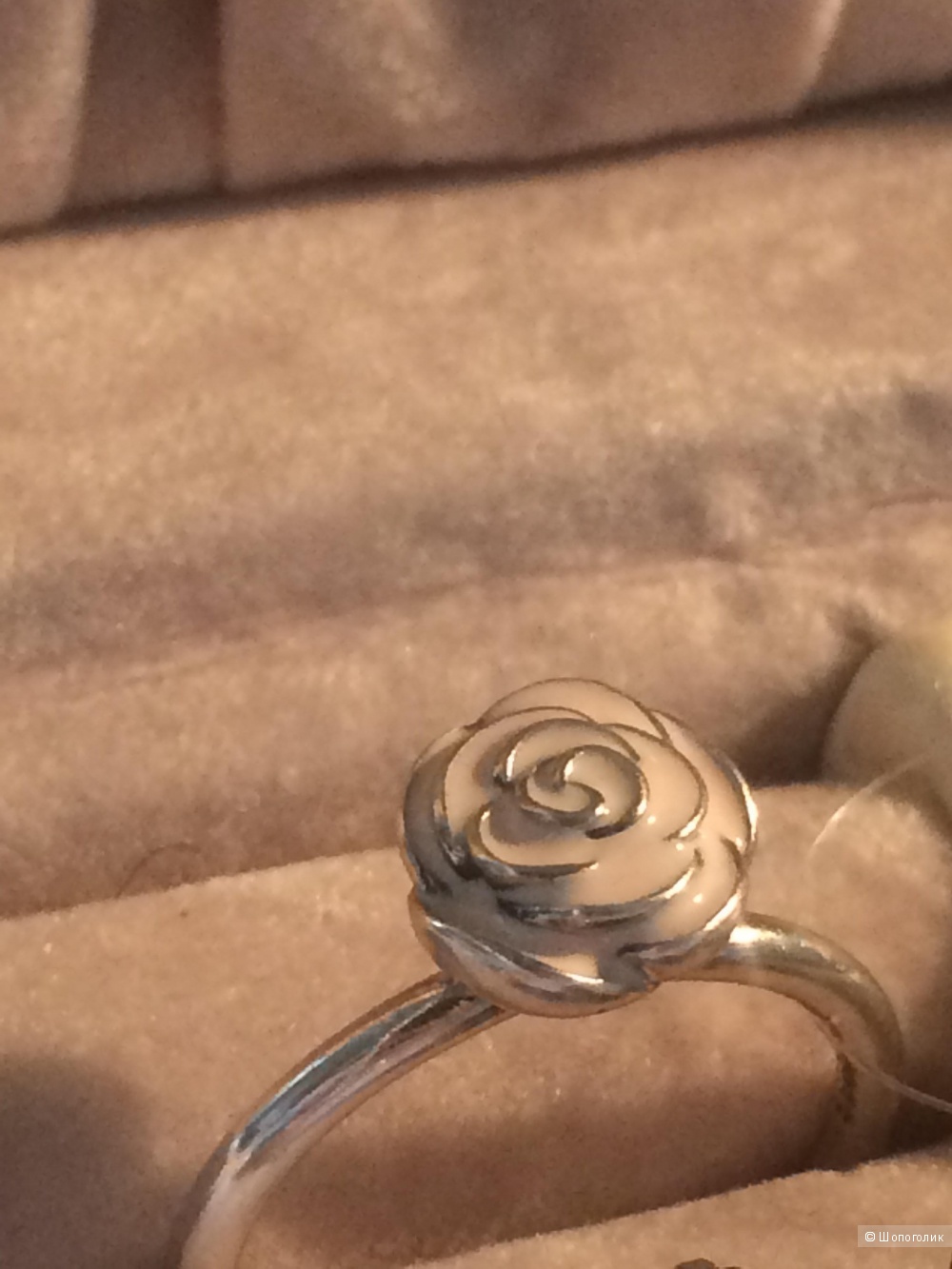 Кольцо Pandora Rose 56
