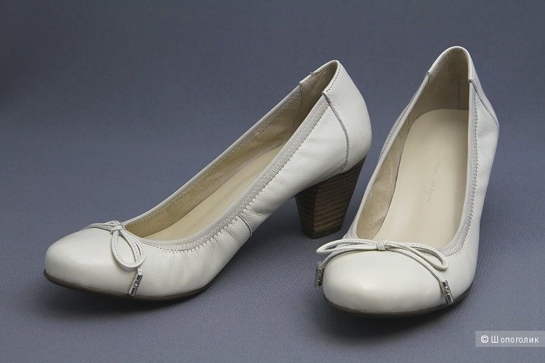 Новые белые туфли 41 размер