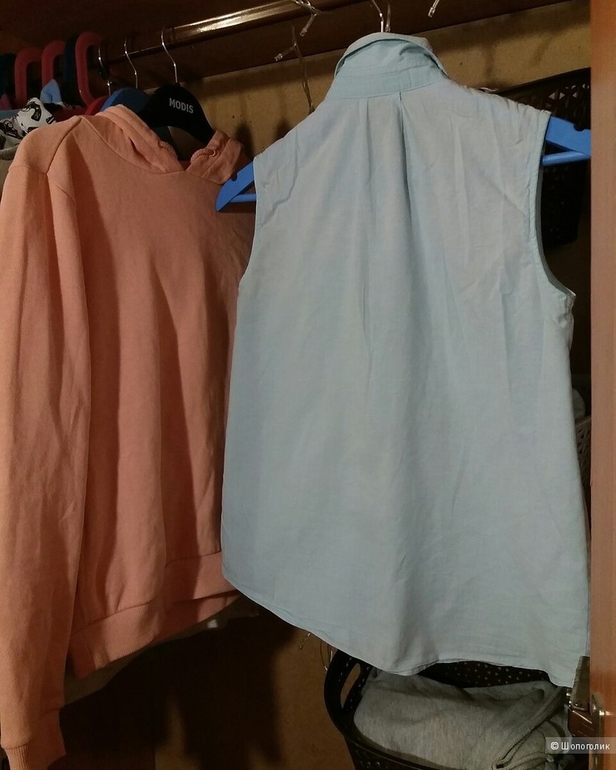 Блуза без рукавов небесно- голубого цвета, 42 размер