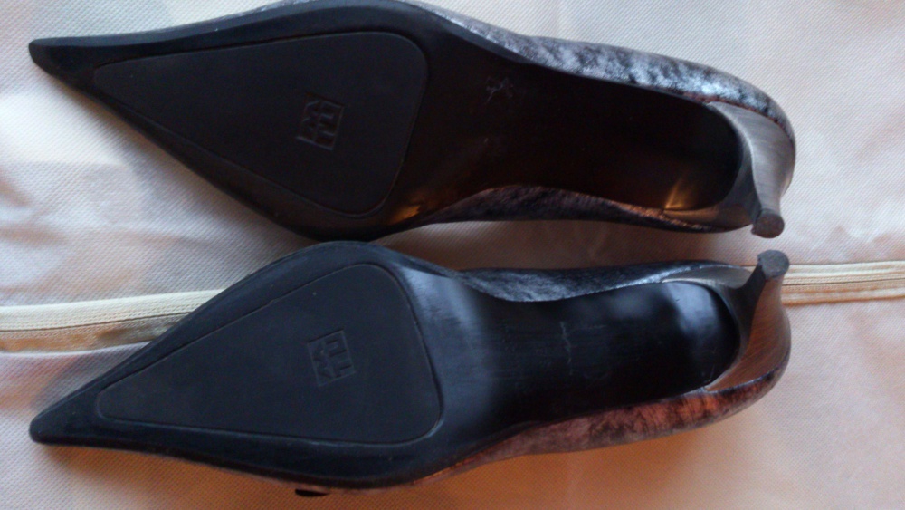 Туфли MTU серебристо-черные, размер 38, Испания.