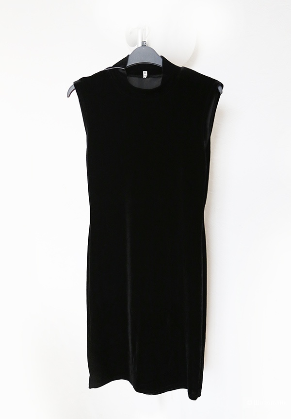 Бархатное черное платье S-M