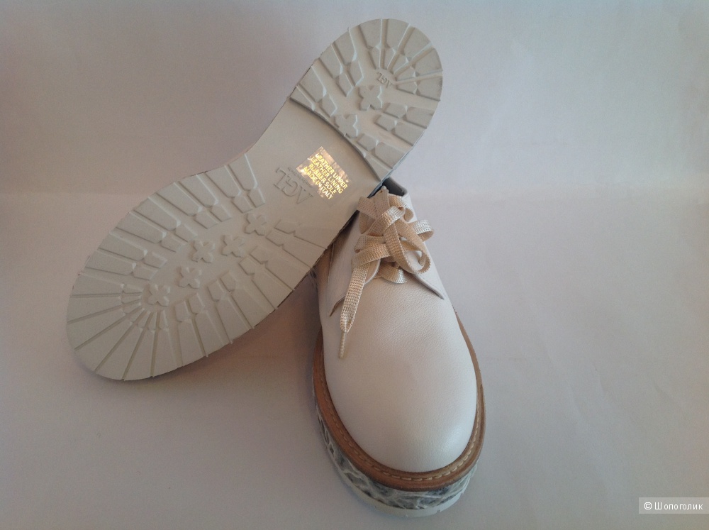 Новые стильные белые ботинки итальянского бренда AGL Attilio Giusti Leombruni  р-р 38-38,5