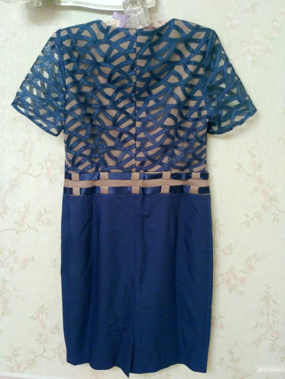 Красивое новое синее платье-футляр с коротким рукавом размер 46 (русский)