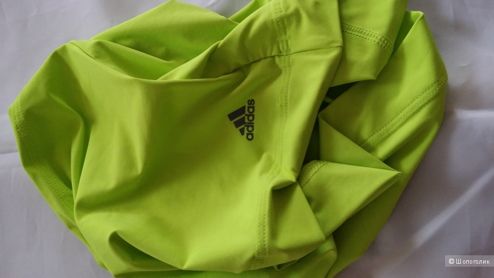 Многофункциональный топ Adidas ClimaLite  44-48 размера красивого цвета лайма.