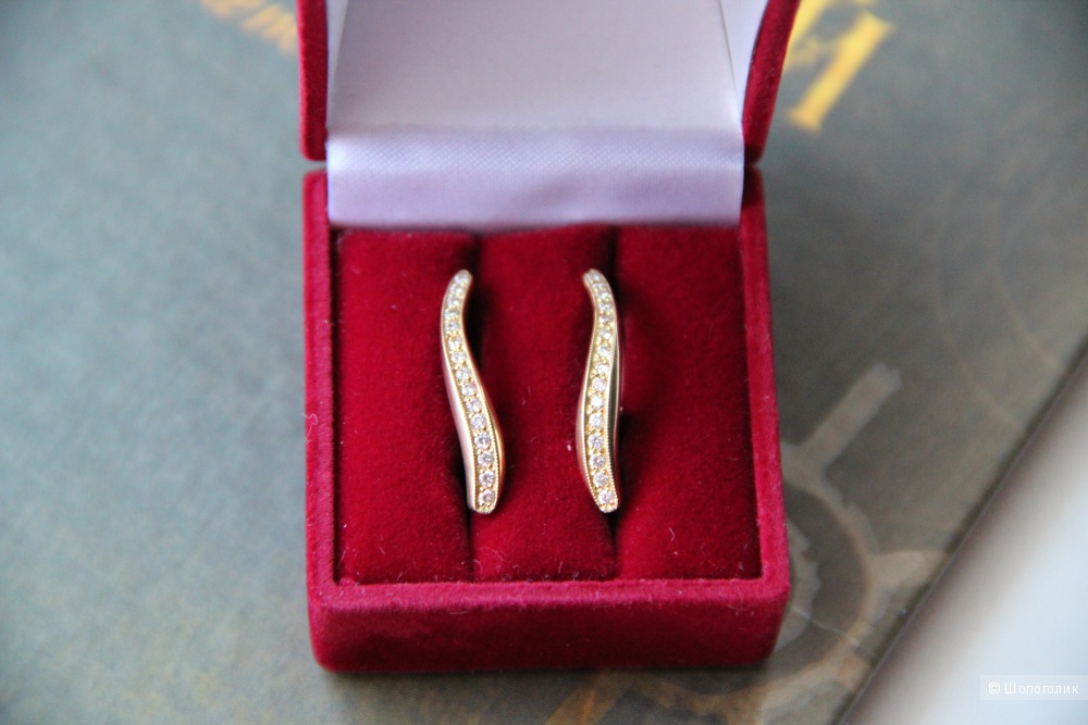 Элегантные серьги из желтого золота 750 пробы с бриллиантами
