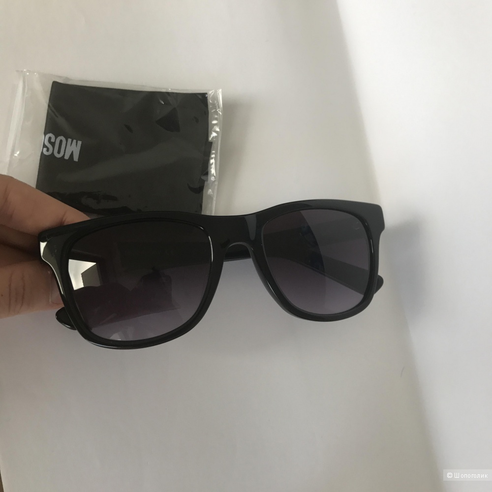 Moschino Sunglasses- солнечные очки moschino