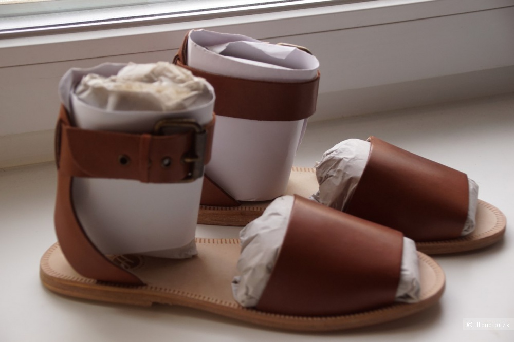 Новые кожаные сандалии H SHOES BY HUDSON 38 размер