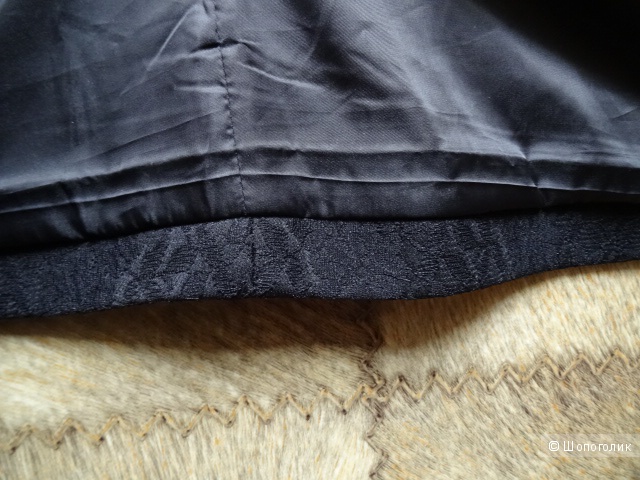 Лёгкое пальто в стиле "Chanel" чёрного цвета, размер 42-44, б/у
