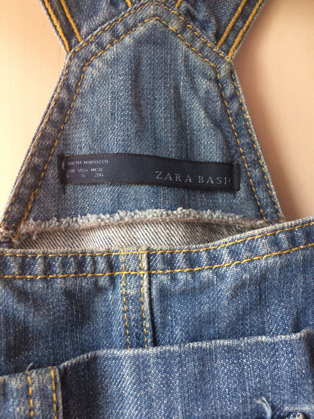 Джинсовый комбинезон-шорты Zara.
