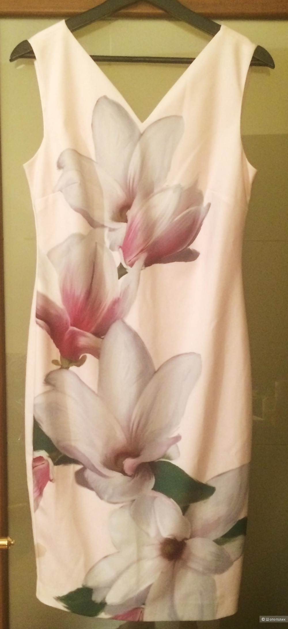 Приталенное платье Ted Baker Aviah