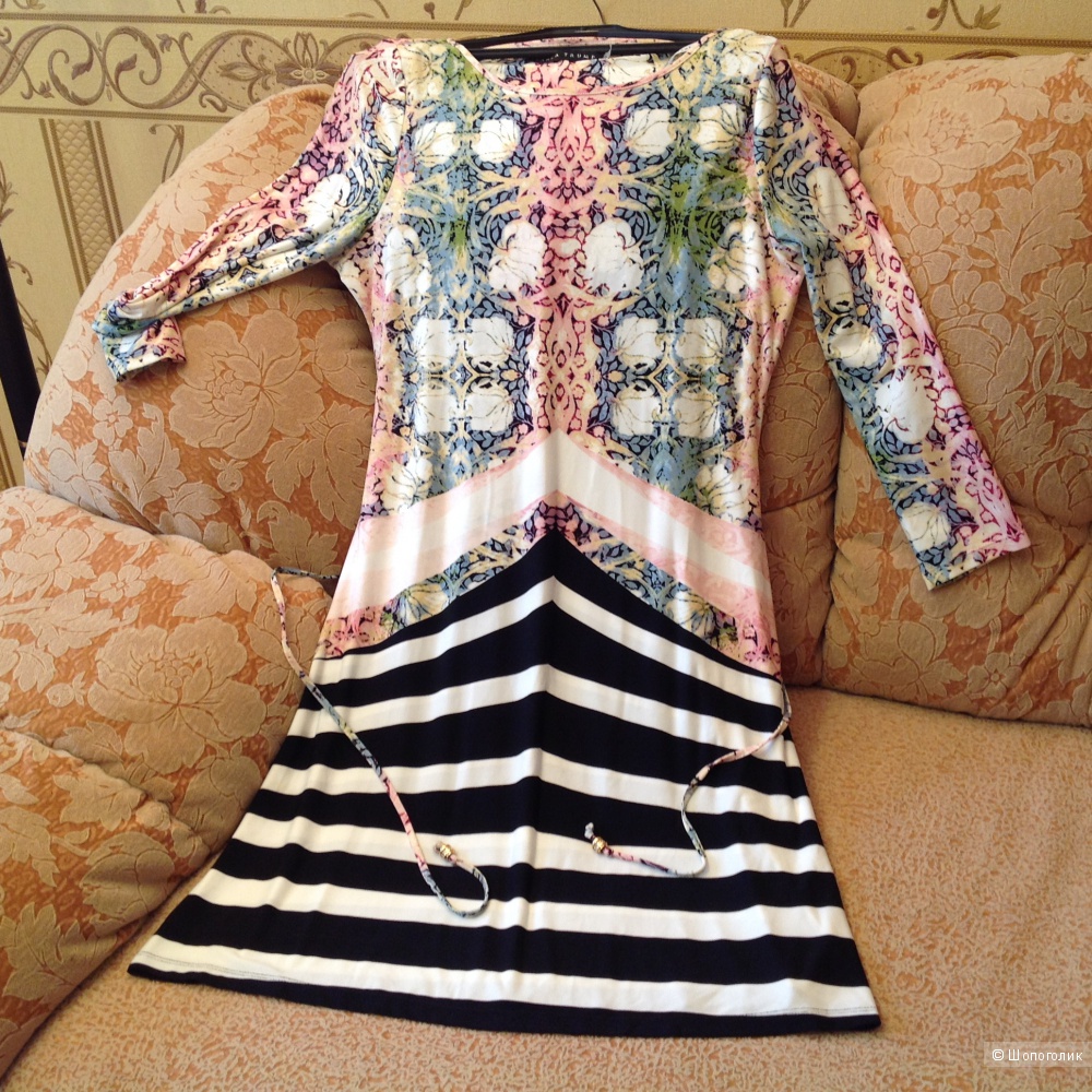 Платье Ivanka Trumр, новое, размер М.