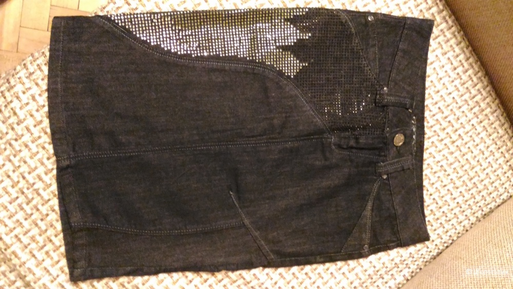 Джинсовая юбочка со стразами, размер 26 (42)