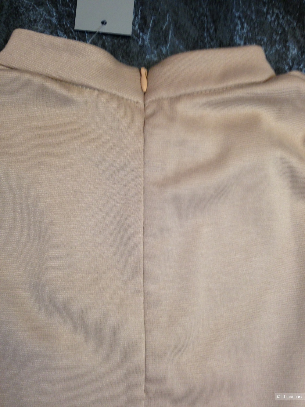 Трикотажное боди без рукавов с вырезом капелькой Alter, размер 44-46