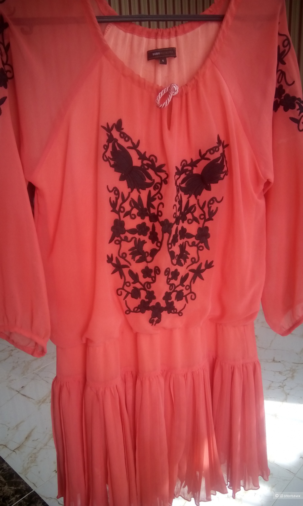 Красивое платье кораллового цвета BCBG Max Azria размер 6us