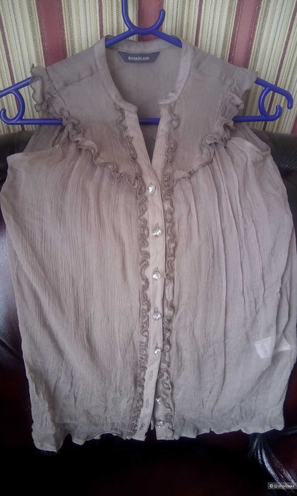 Красивая блузка без рукавов из натурального жатого шелка River Island uk8 цвет капучино