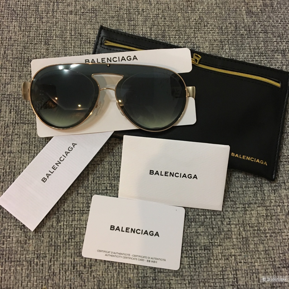 Солнечные очки Balenciaga