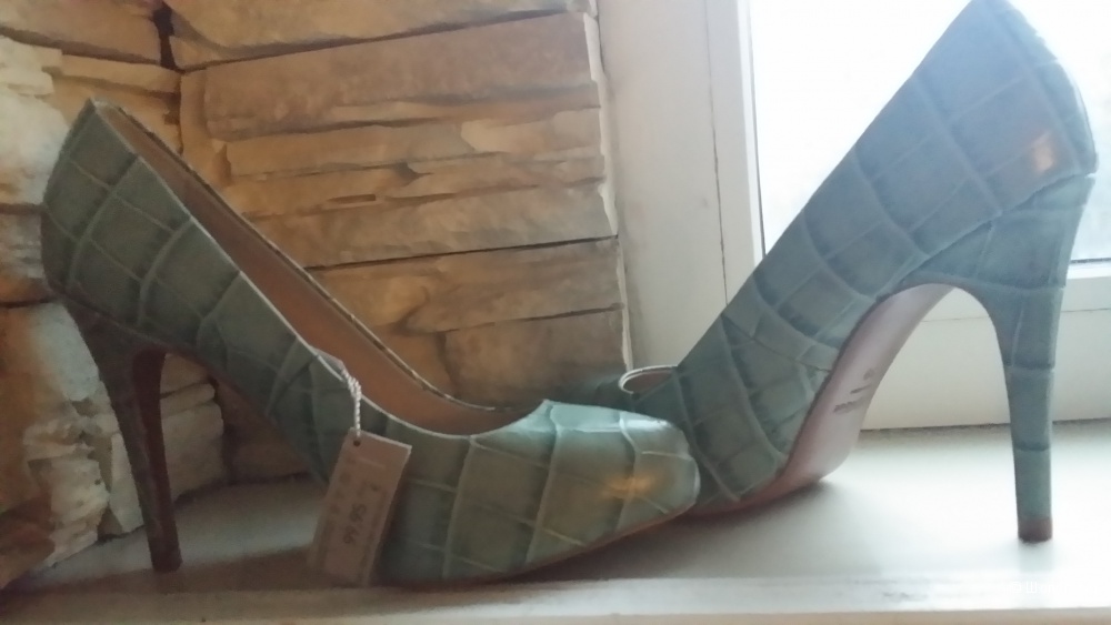 Новые туфли Uterque под крокодила, eur 39