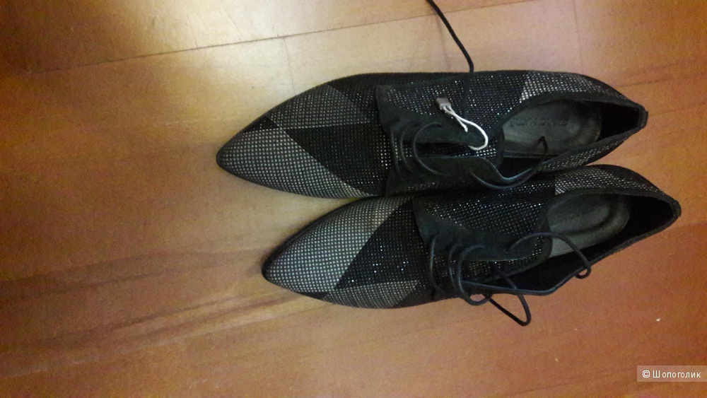 Новые туфли-ботинки 87 Vic matie 40 размера