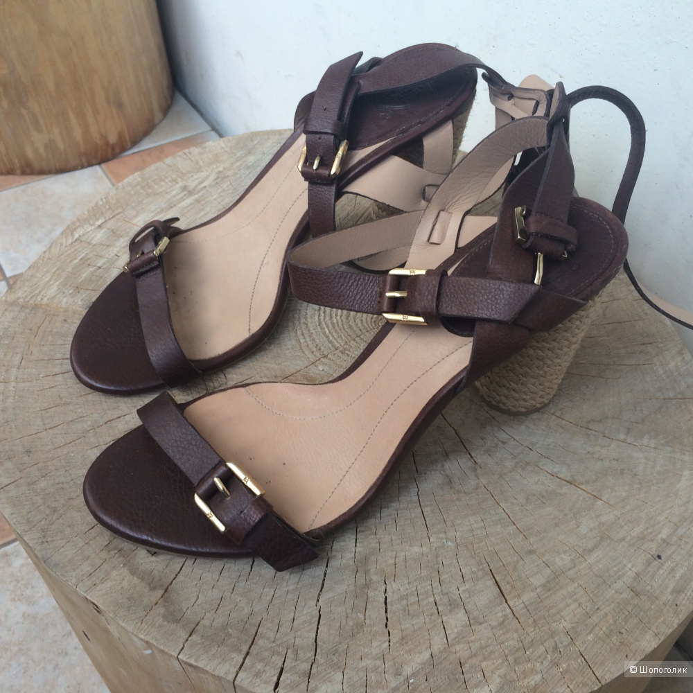 Пристрою босоножки Massimo Dutti