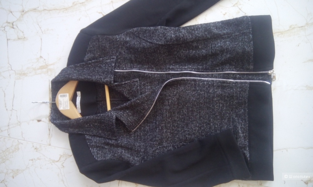 Симпатичный пиджачок, кофта, косуха французской фирмы Urban by gemo размер М