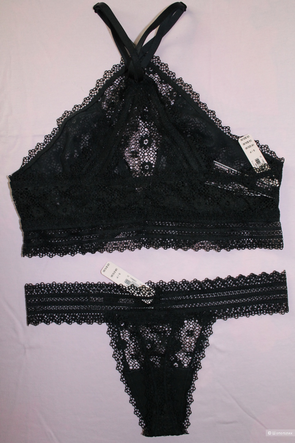 Бралетка с трусиками Victoria's Secret (High-neck Bralette+Medallion Lace Thong Panty), черные, размер S