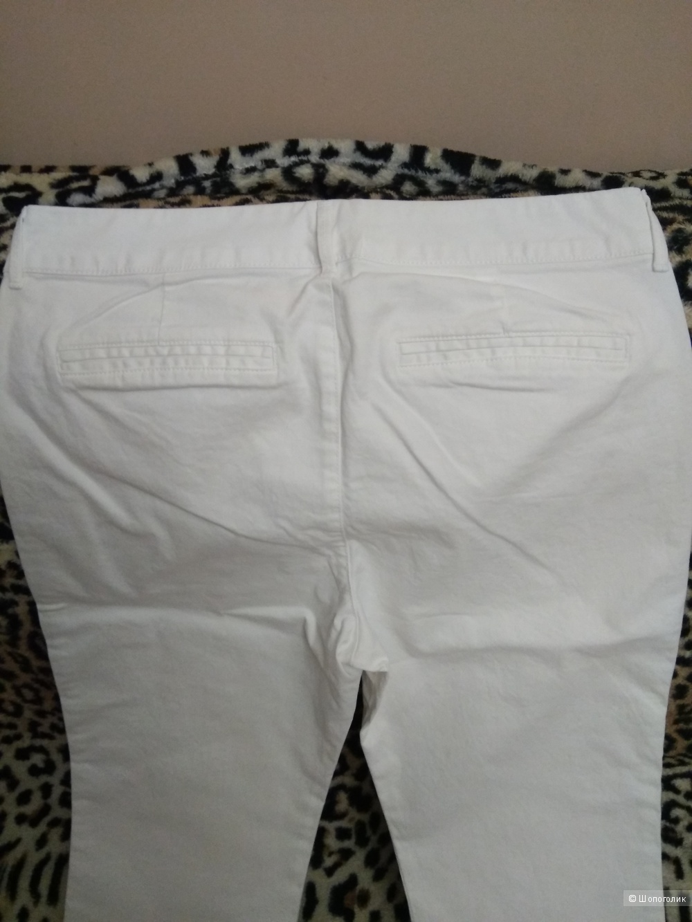 Белые брюки чинос