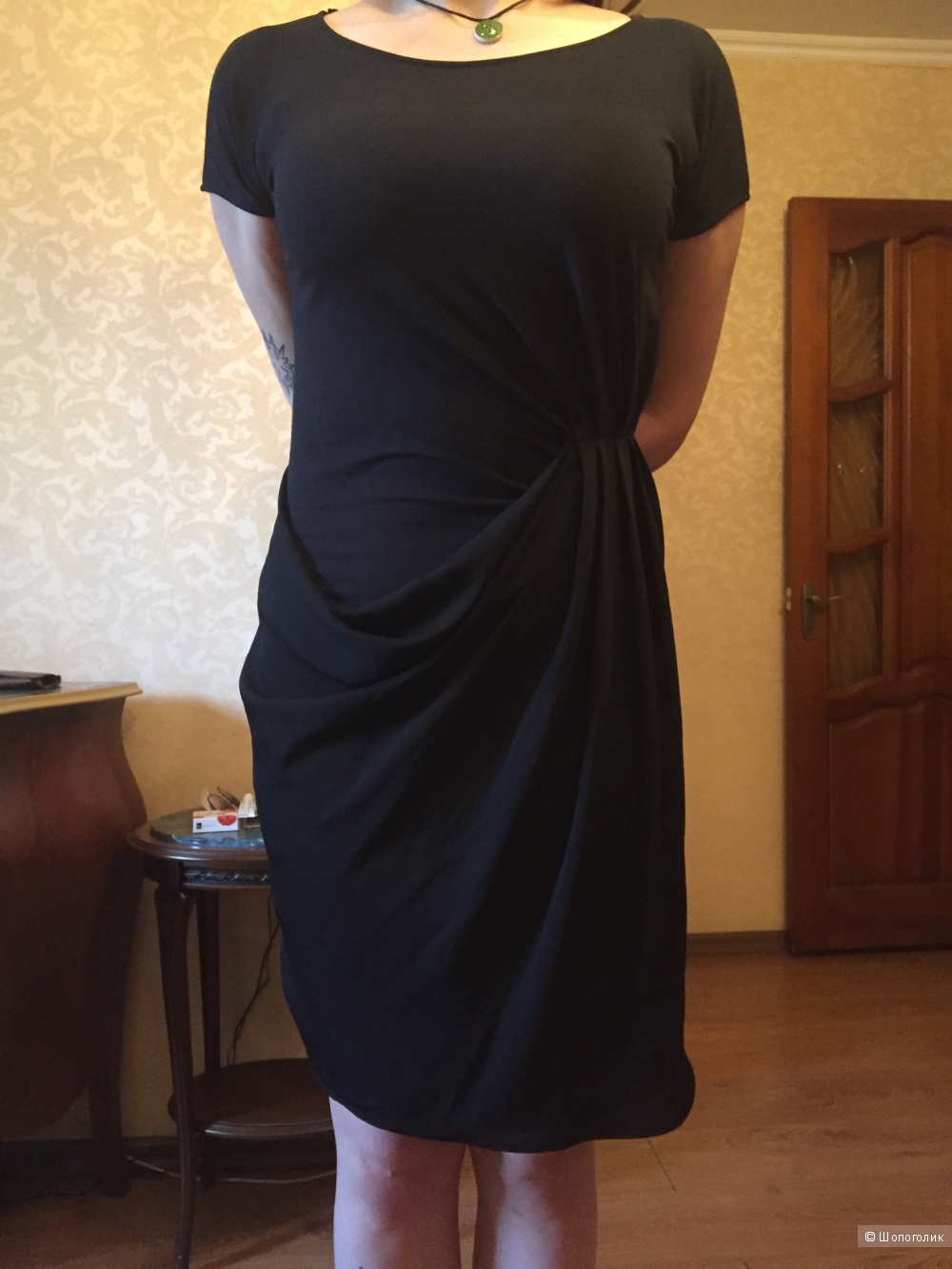 Черное трикотажное платье Max&Co M