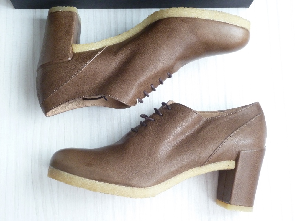 ROBERTO DEL CARLO кожаные ботинки на каблуке, размер 37,5