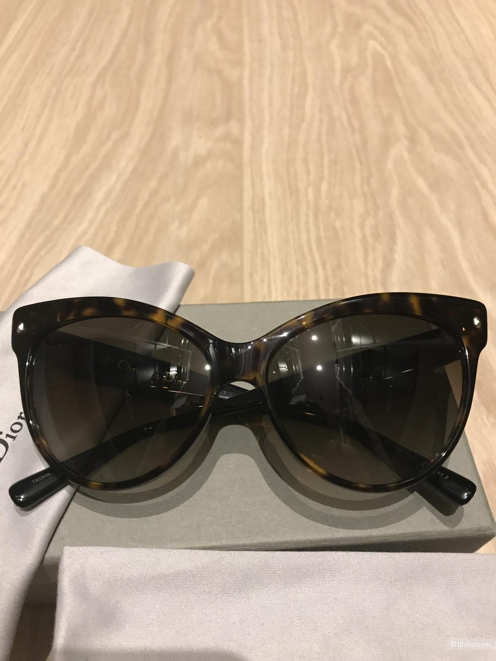 Солнцезащитные очки Dior Mohotani