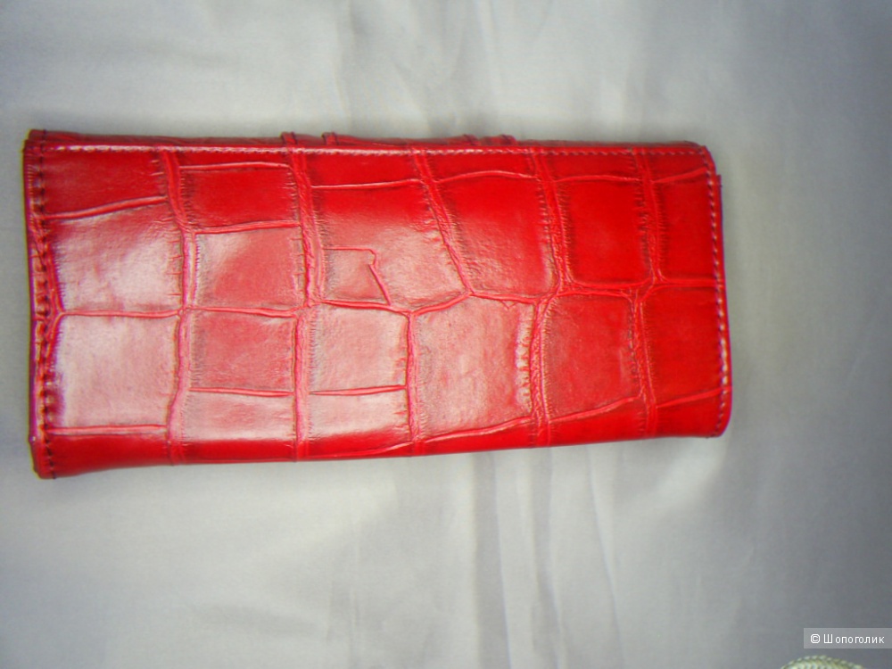 Кошелек Fiorelli.