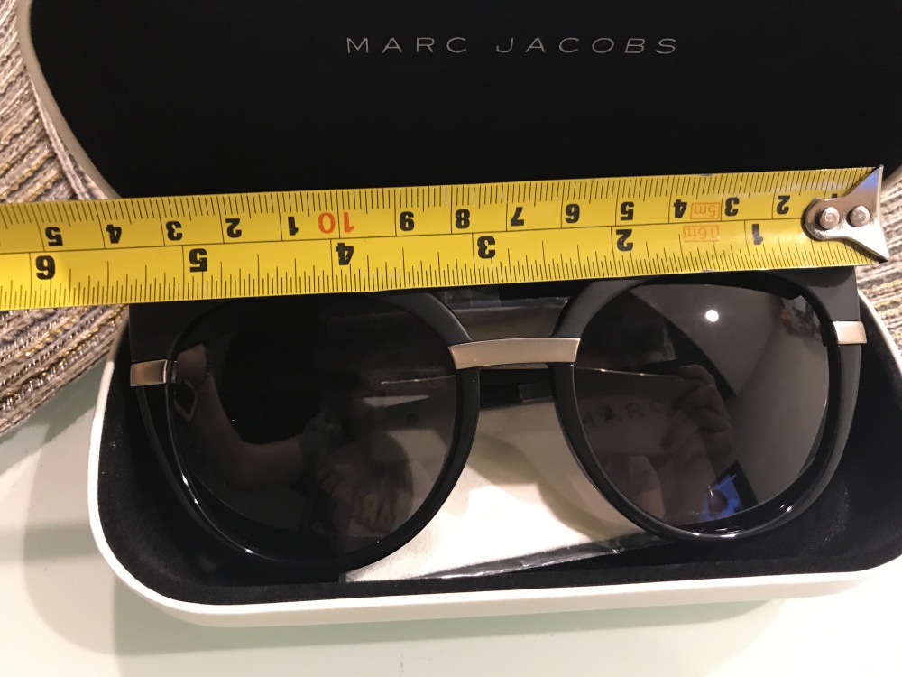 Солнцезащитные очки MARC by MARC JACOBS