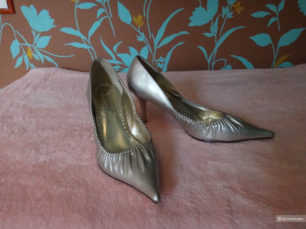 Туфли цвета серебро, 35 размер