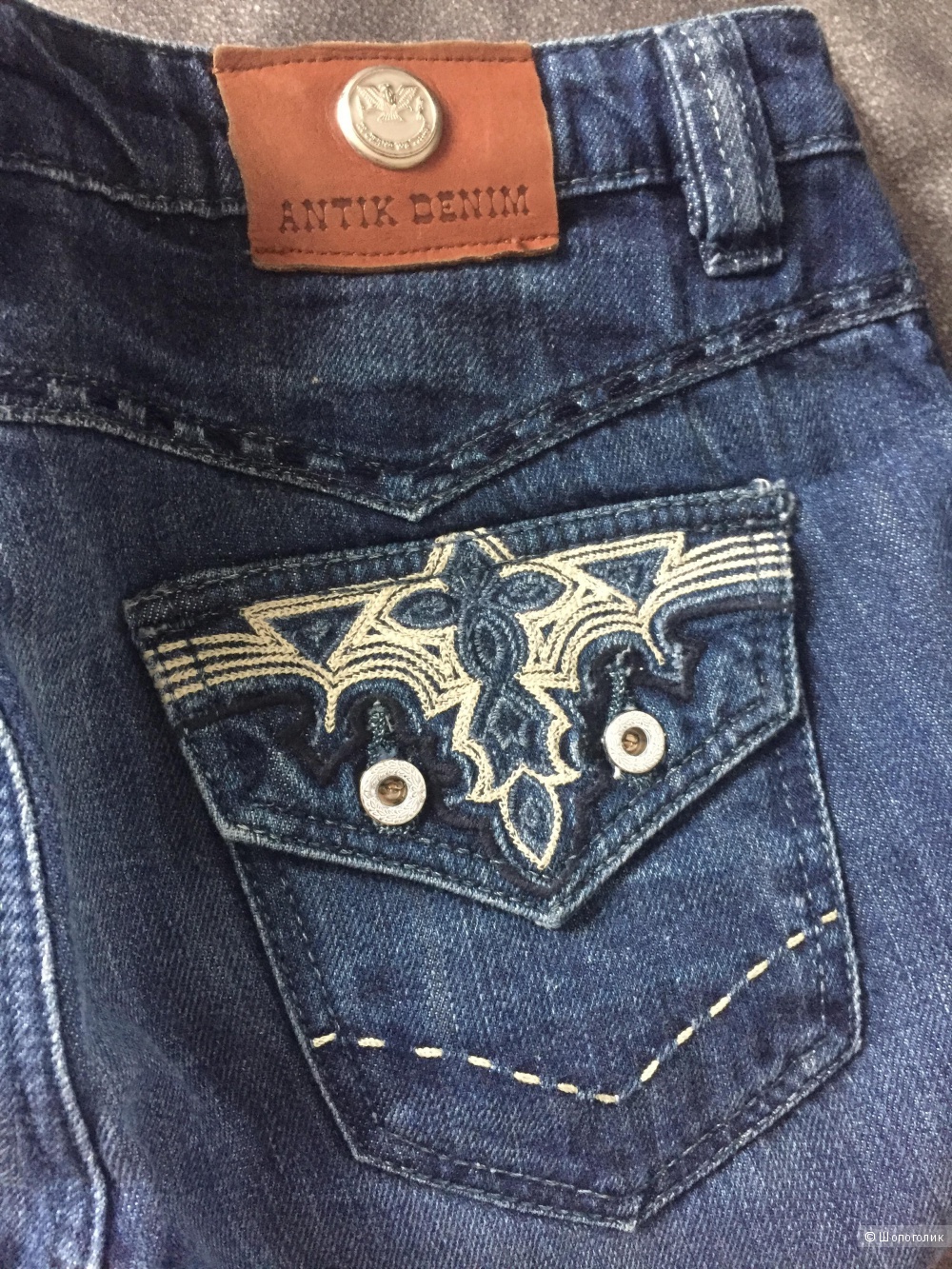 Джинсы клёш фирмы Antik Denim