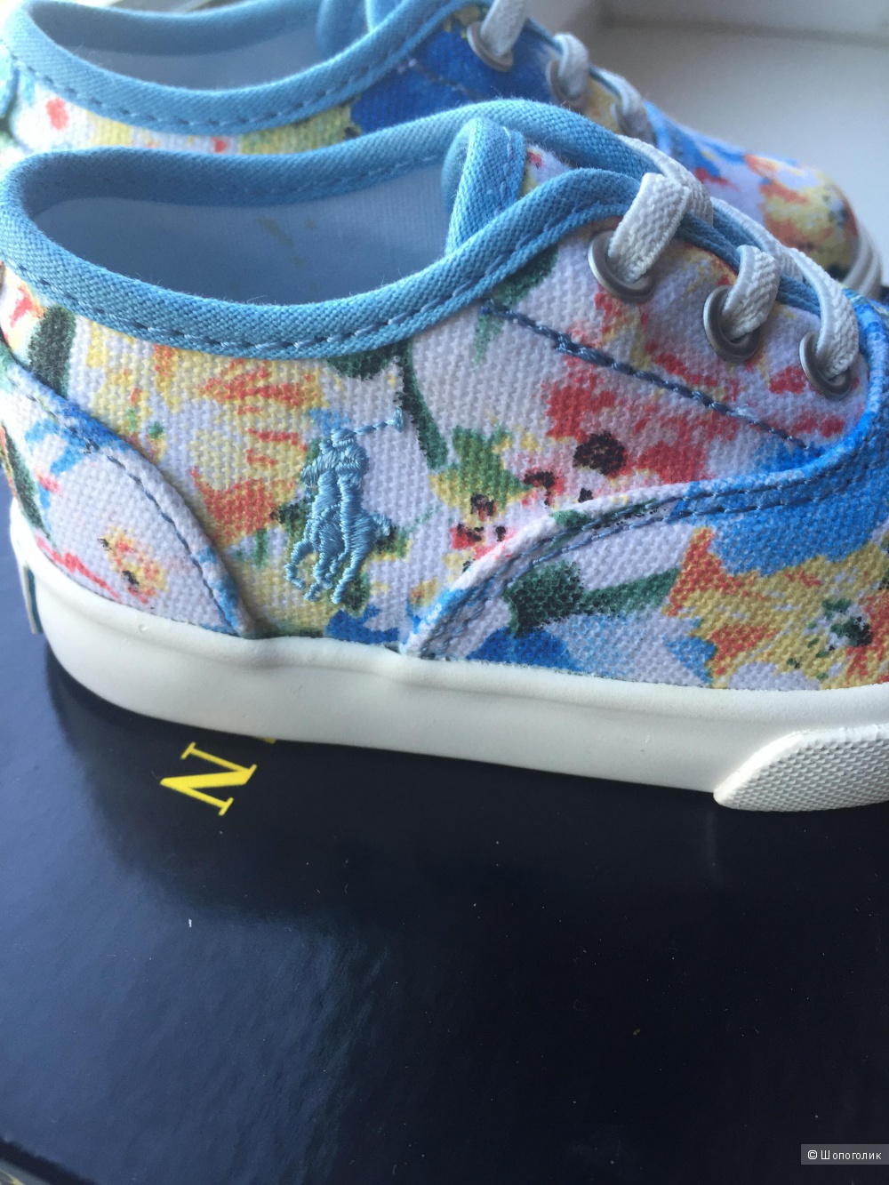 Vali floral canvas sneaker Ralph Lauren 5US новые