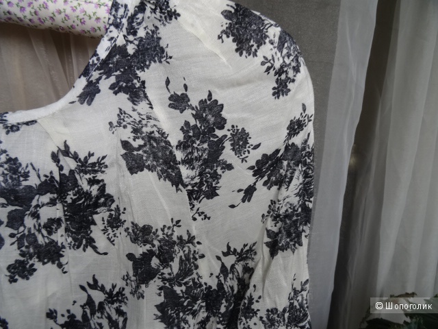 Летняя блуза в цветах, размер 44, б/у