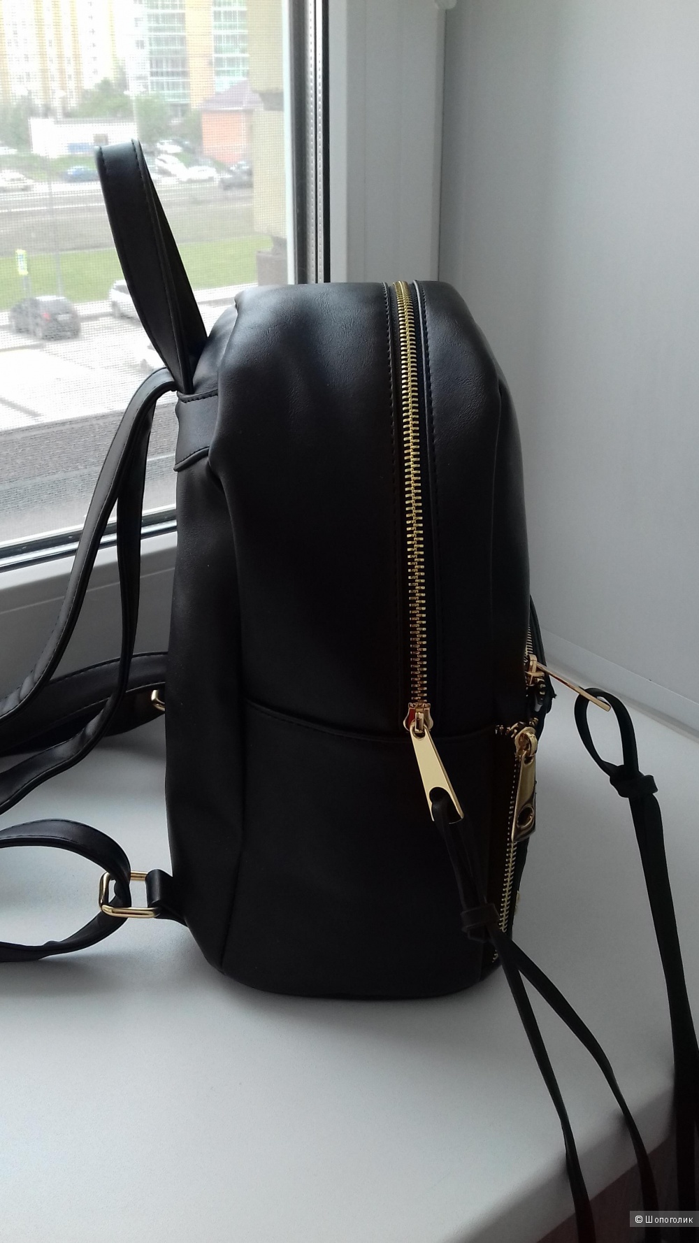 Модный рюкзак с заклепками Yoki, черный