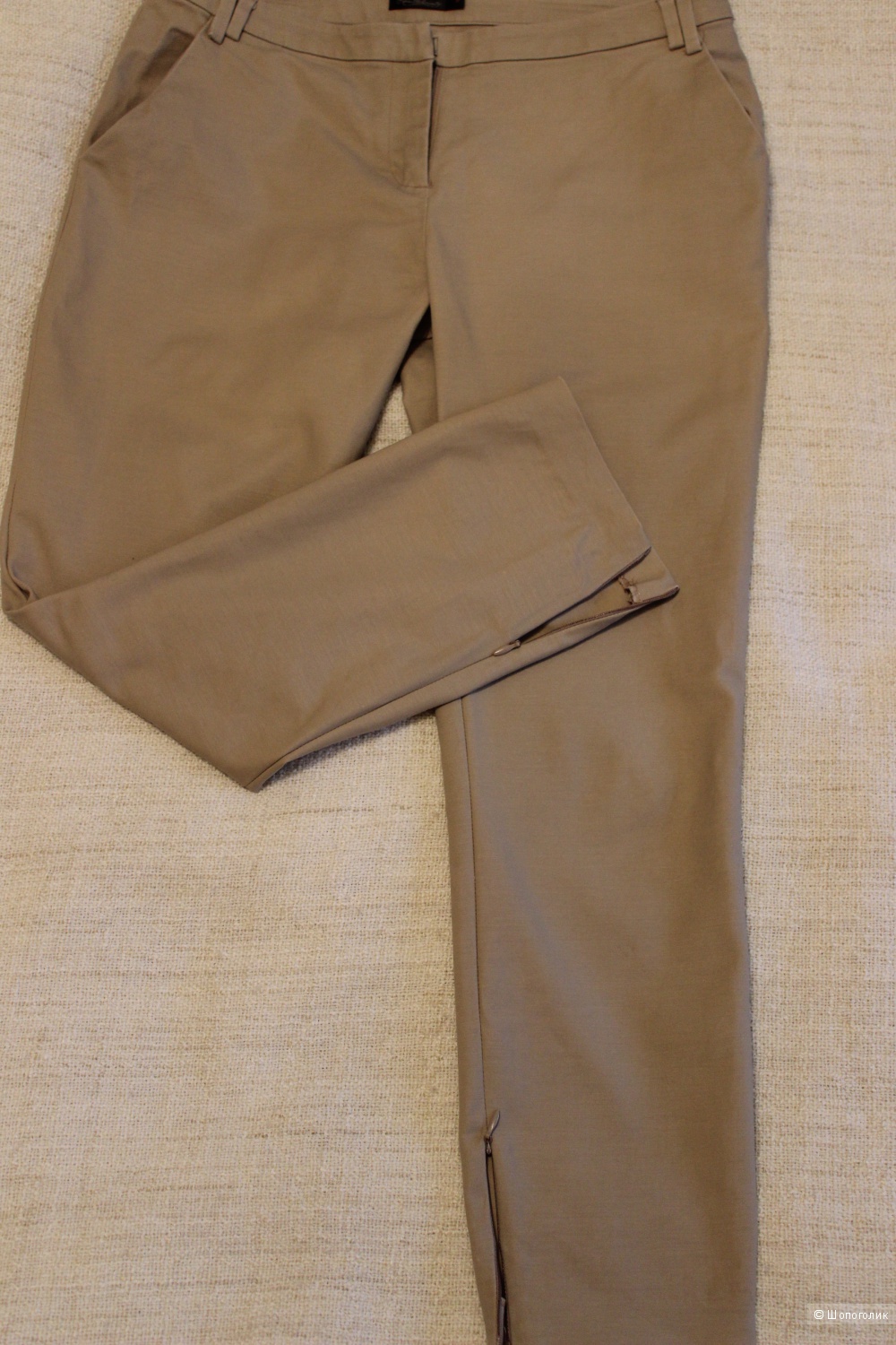 Зауженные брюки Kira Plastinina, размер M.