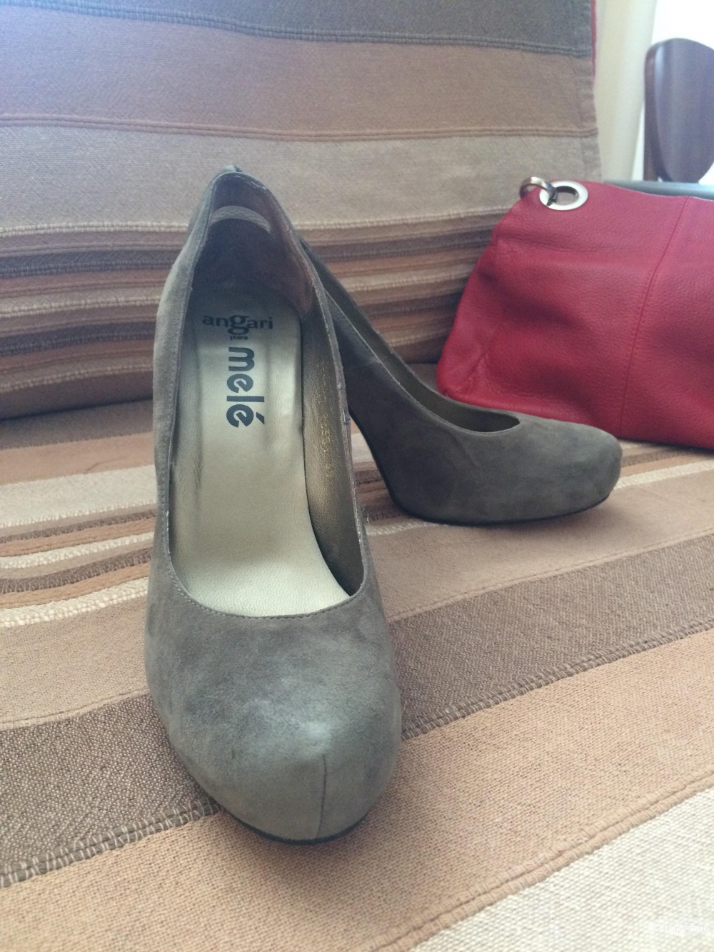 Серые замшевые туфли от Mele, размер 39