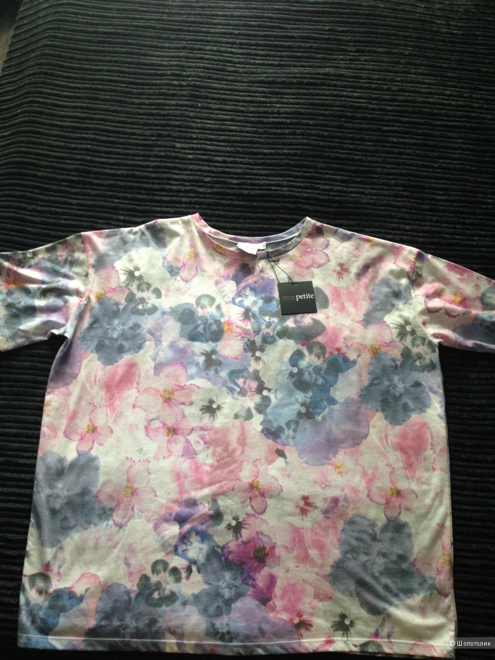 Oversize-футболка с цветочным принтом ASOS PETITE (размер uk12-eur40)